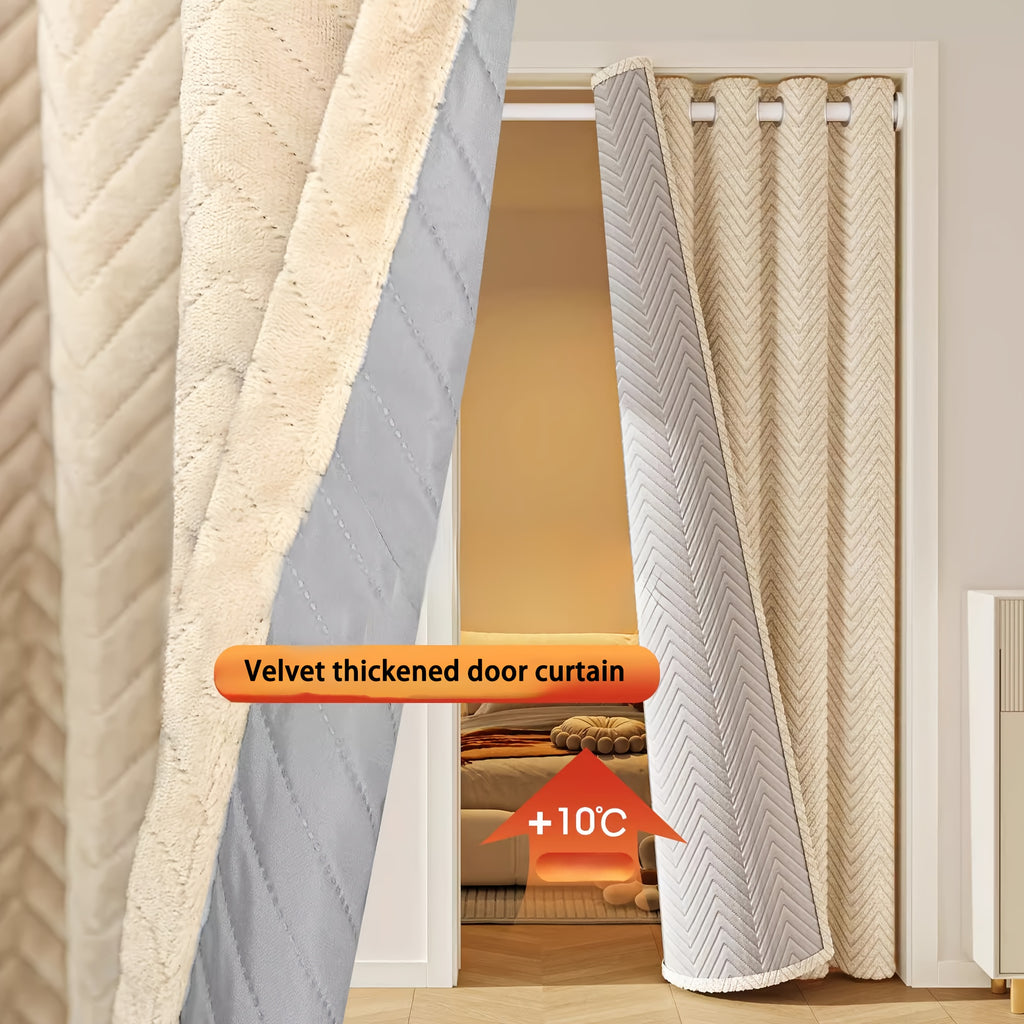 Kuscheliger Wärmeschutz-Türvorhang mit gestepptem Chevron-Muster und Fleece-Rückseite