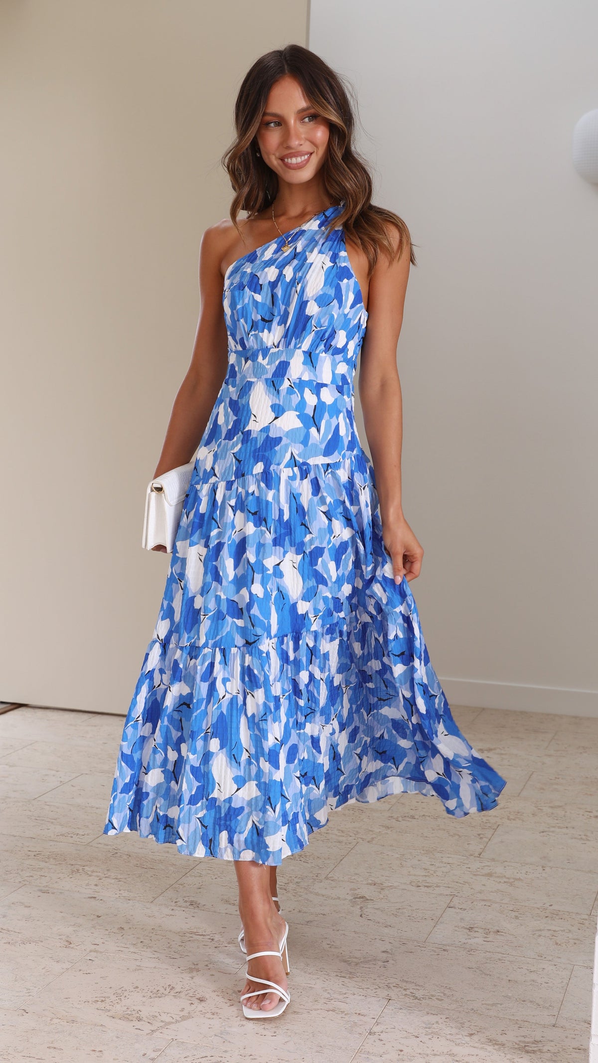 Vestido midi de un solo hombro para mujer con estampado floral abstracto, textura plisada y cintura fruncida con smock