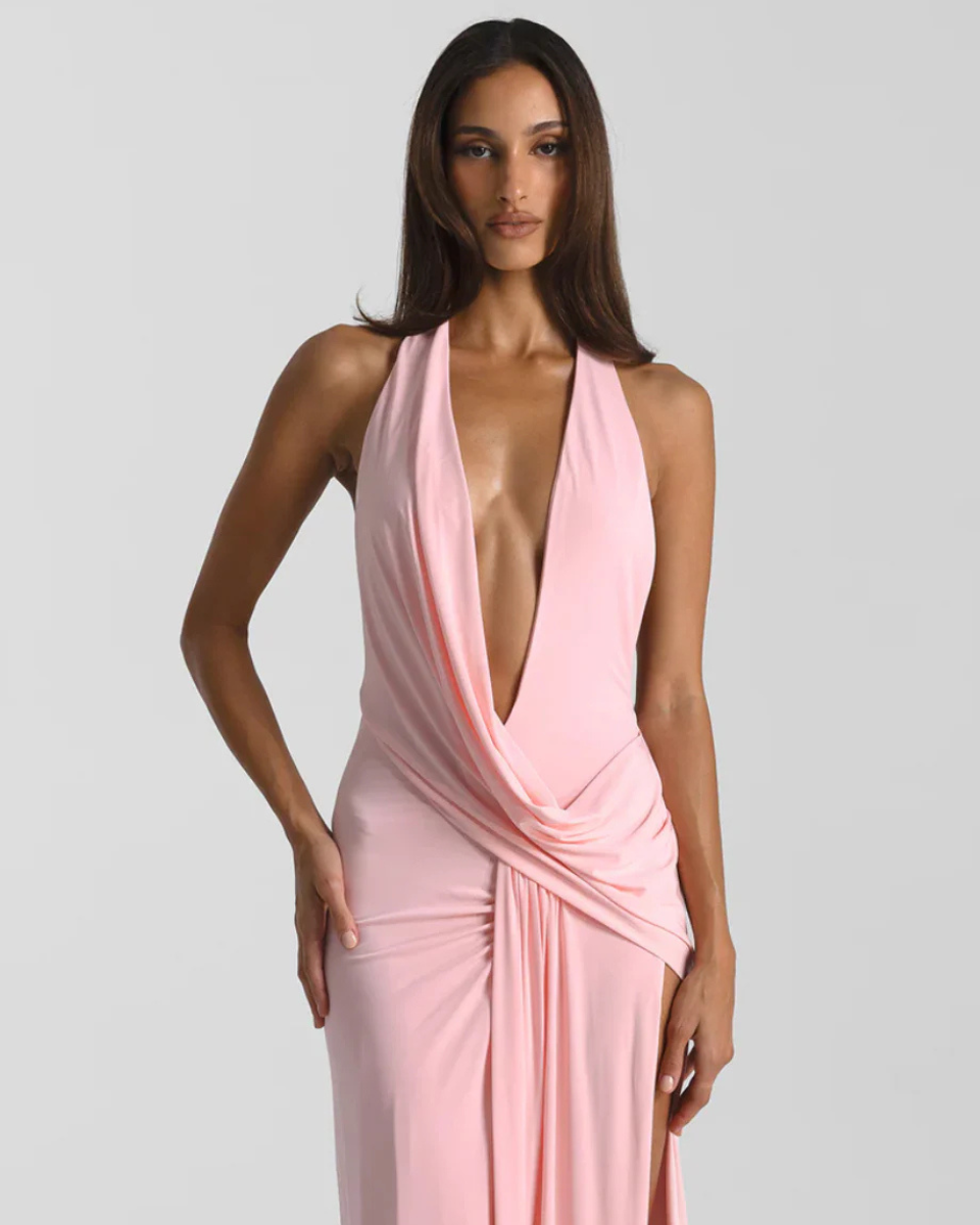 Robe maxi dos nu pour femmes avec fente latérale drapée  