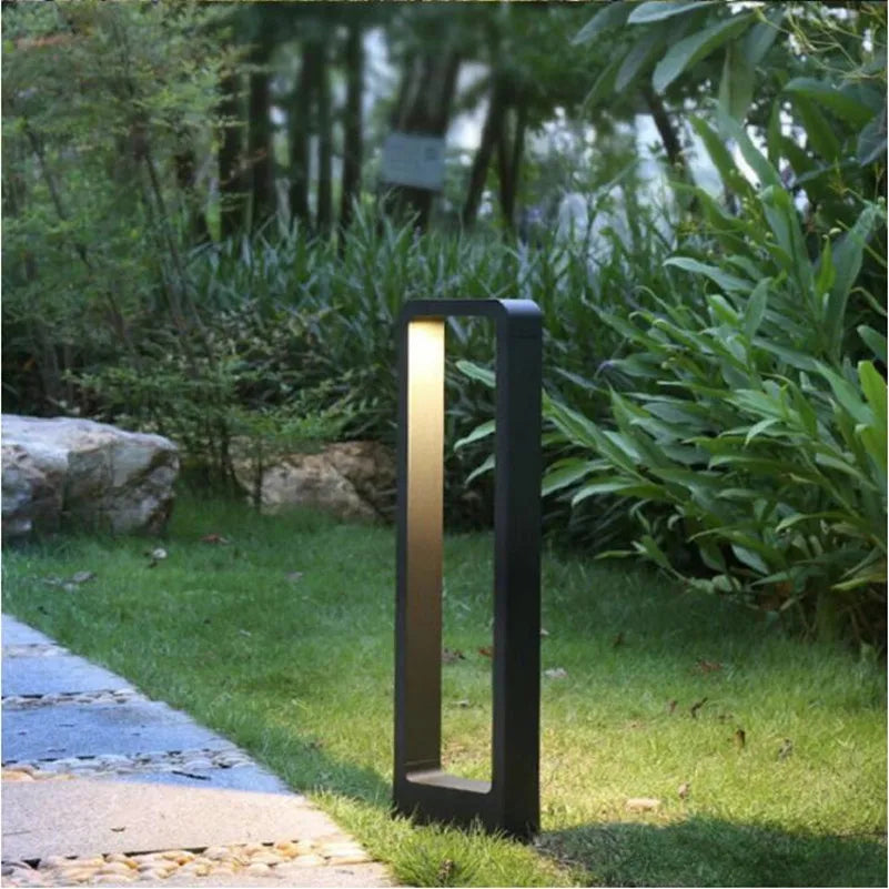 GardenGlow-tyylinen moderni LED-pollarivalaisin ulkokäyttöön