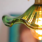 Vintageblommig pendellampa i glas