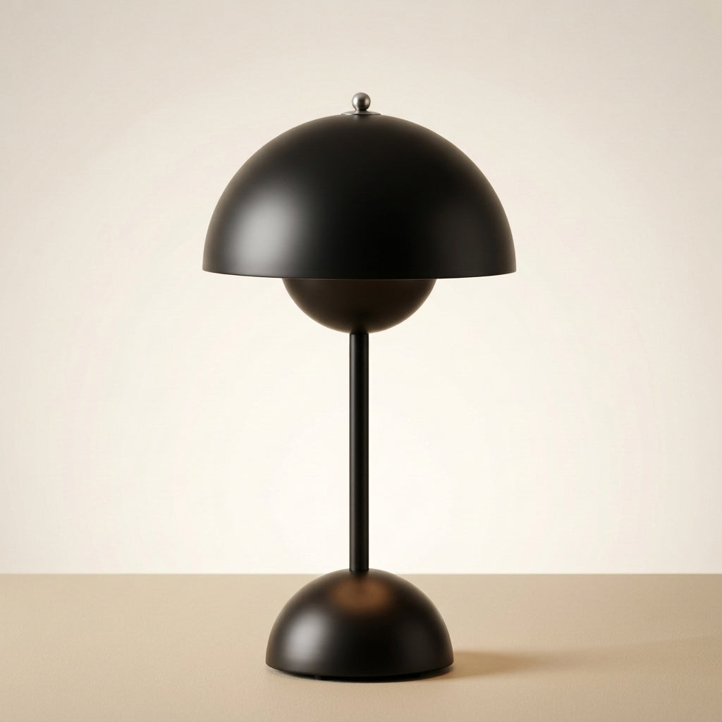Lampe de table minimaliste en métal en forme de dôme