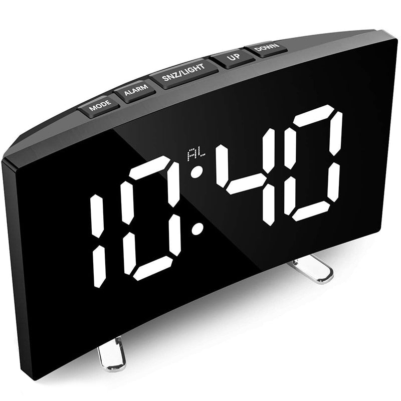 Buet LED-digitalvækkeur med dæmpbart display