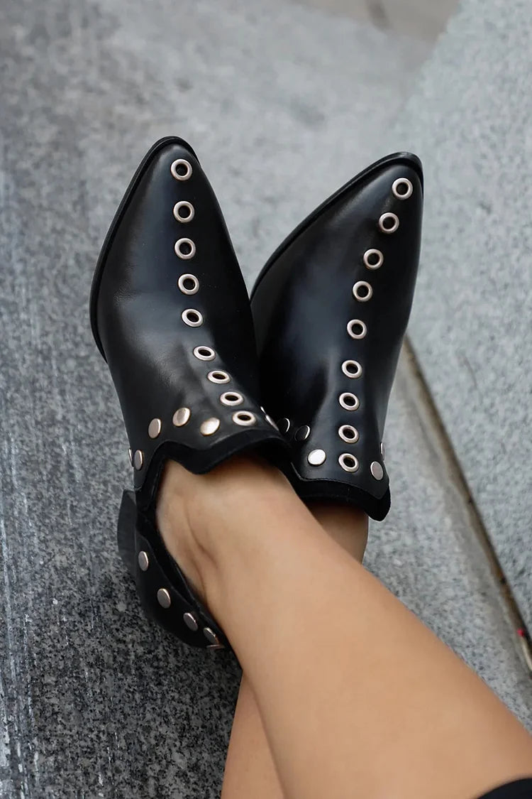 Botines de punta para mujer con tachuelas