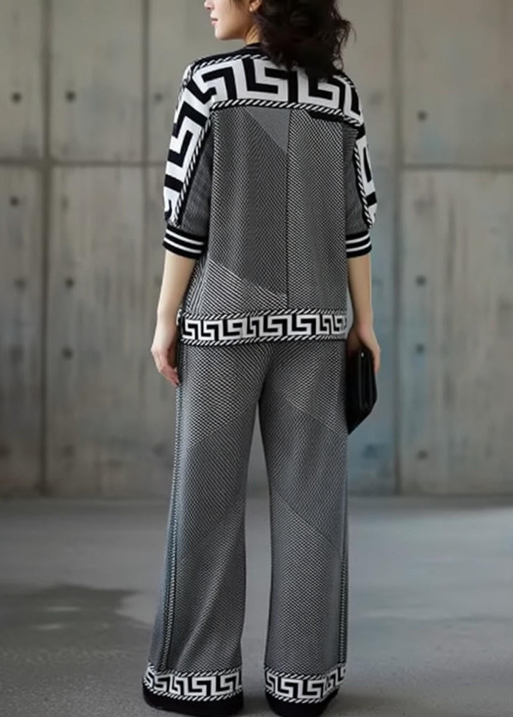 Completo da donna con top a stampa geometrica e pantaloni a gamba larga