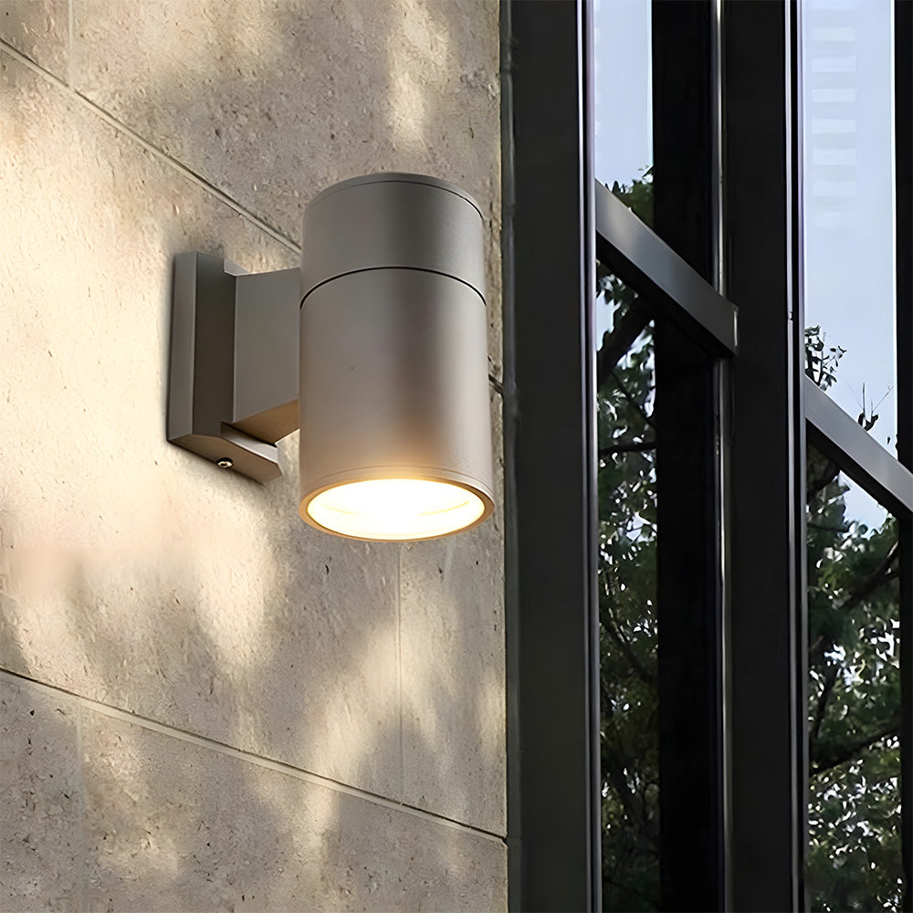 Lampada da parete cilindrica moderna a LED per esterni con luce rivolta verso l'alto e verso il basso
