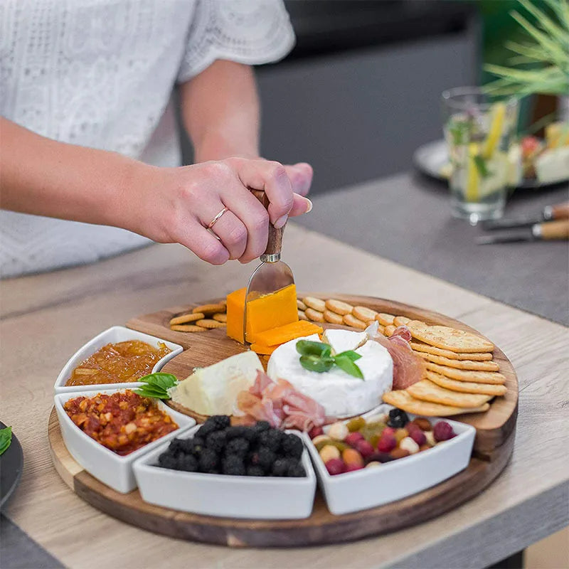Plateau à fromage rotatif en acacia avec set de couteaux