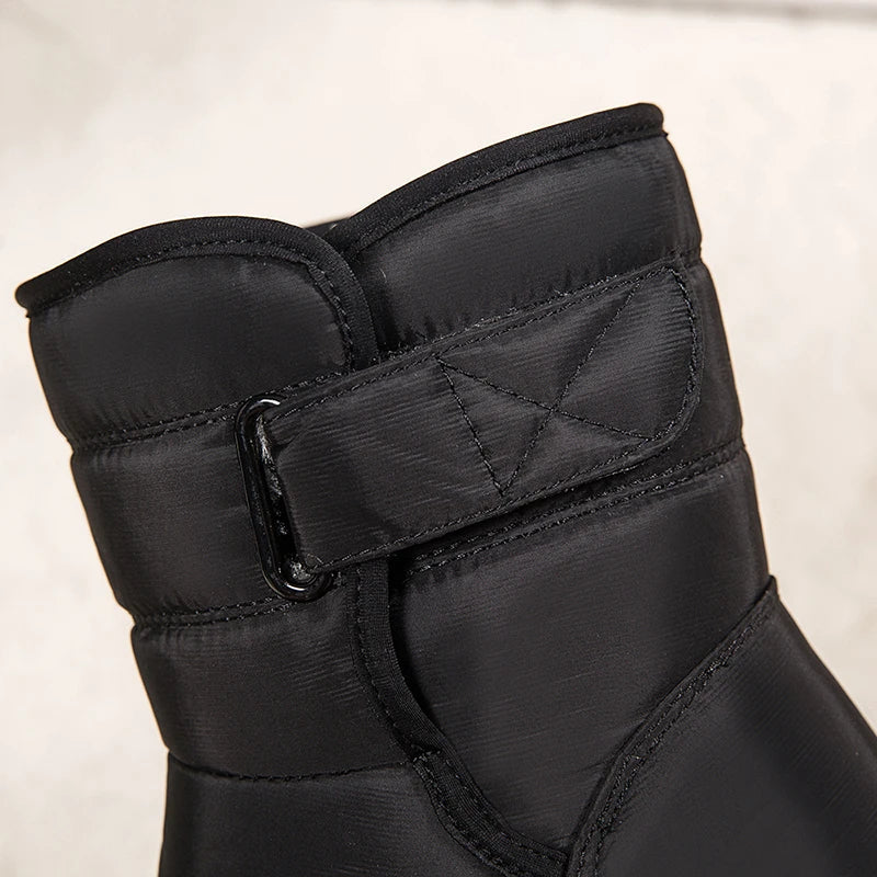 Stivaletti invernali imbottiti unisex alla caviglia