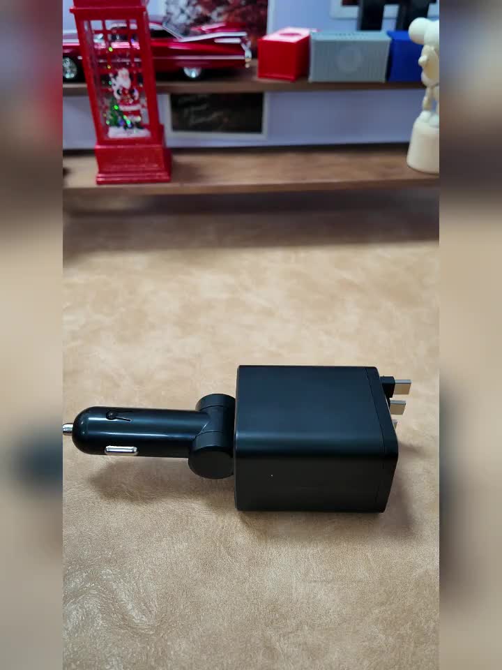 3-in-1 einziehbares Autoladegerät
