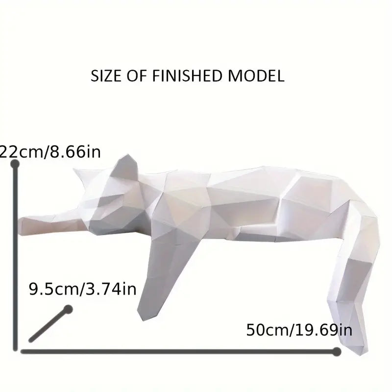 Geometrisk sovende kattefigur med moderne skulpturelt design