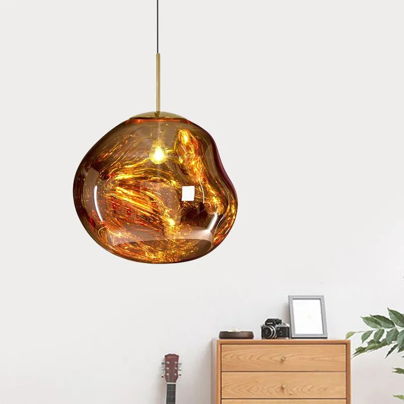 Lampada a sospensione in acrilico effetto fuso