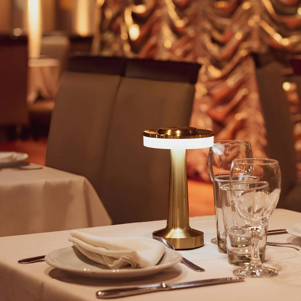 Lampe de table LED portable