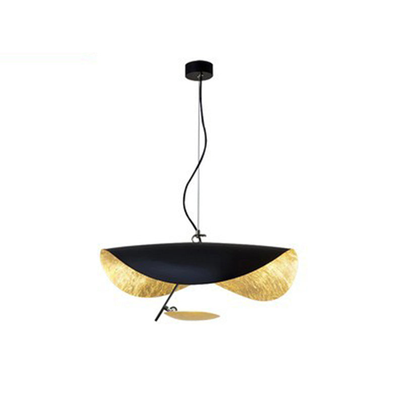 Skulpturel buet LED-pendellampe