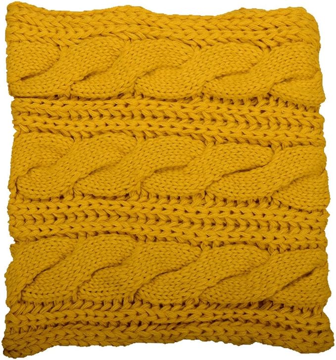 Grober Strickschal in Schlauchform
