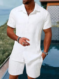 Conjunto a juego de camisa con botones y pantalones cortos texturizados para hombre