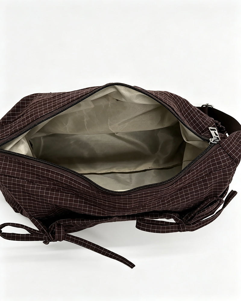 Borsa a spalla da donna a motivo check con più tasche