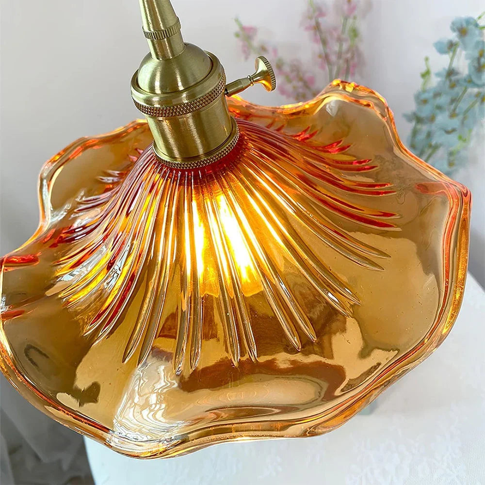 Vintageblommig pendellampa i glas