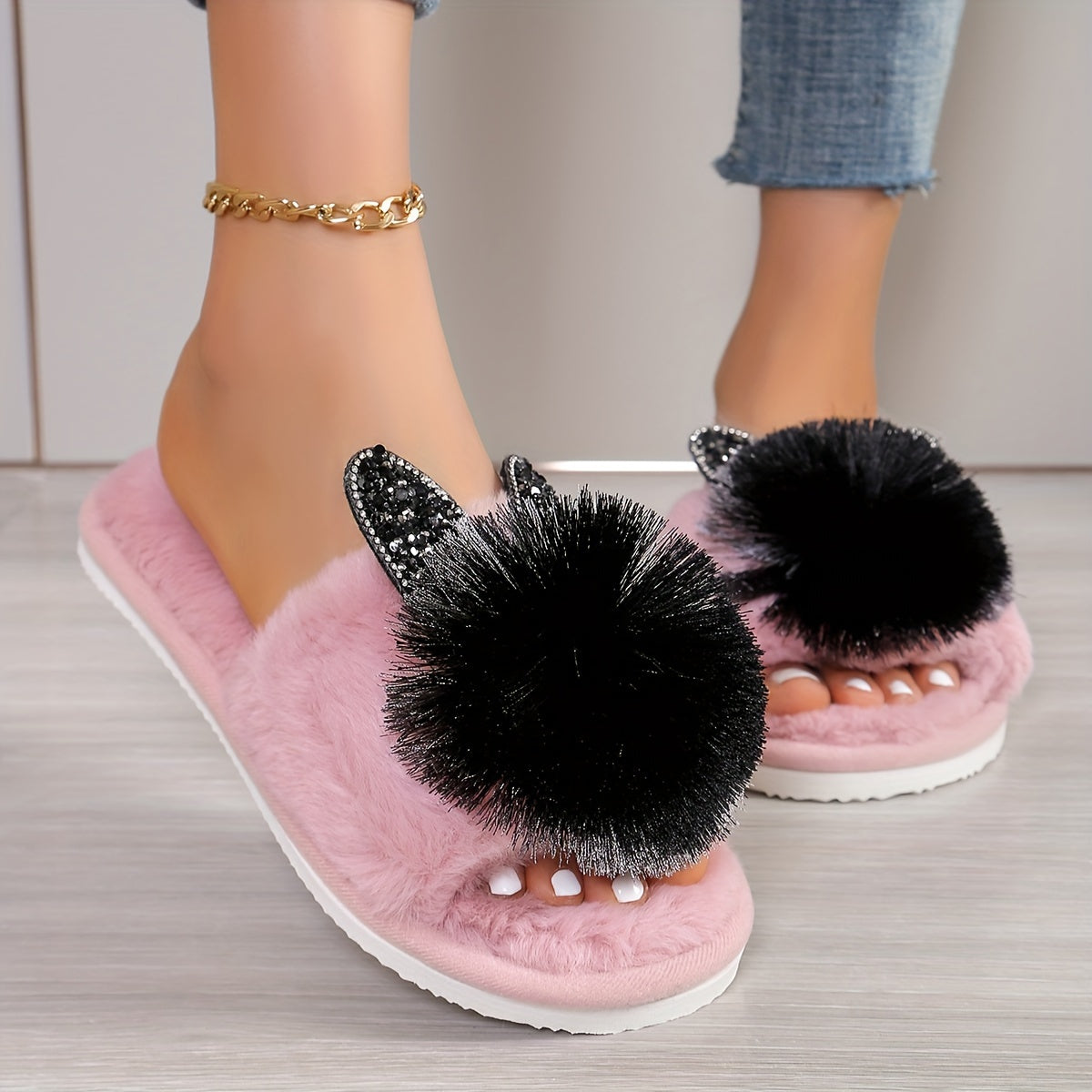 Zapatillas de felpa con pompón y punta abierta