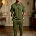 Herren-Set aus strukturiertem T-Shirt mit lässiger Passform und Hose