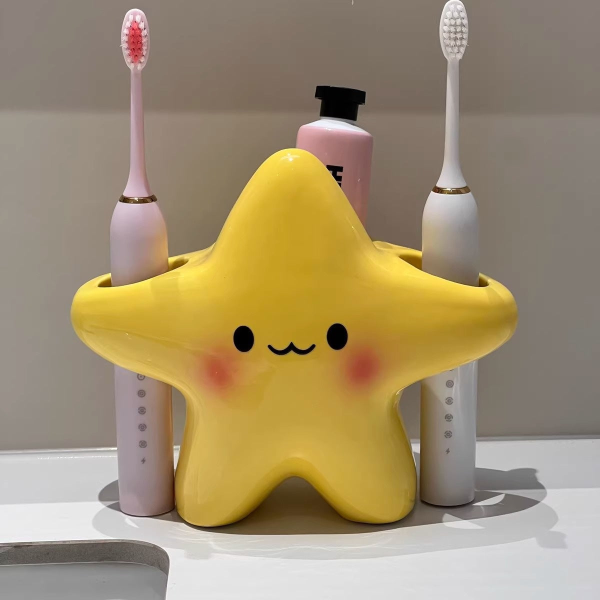 Star-Shaped Electric Toothbrush Holder