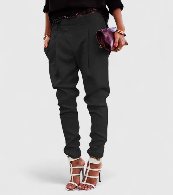 Women’s Tapered Pleated Trousers