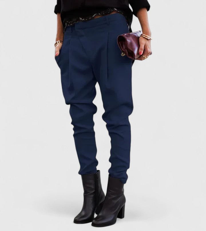 Women’s Tapered Pleated Trousers