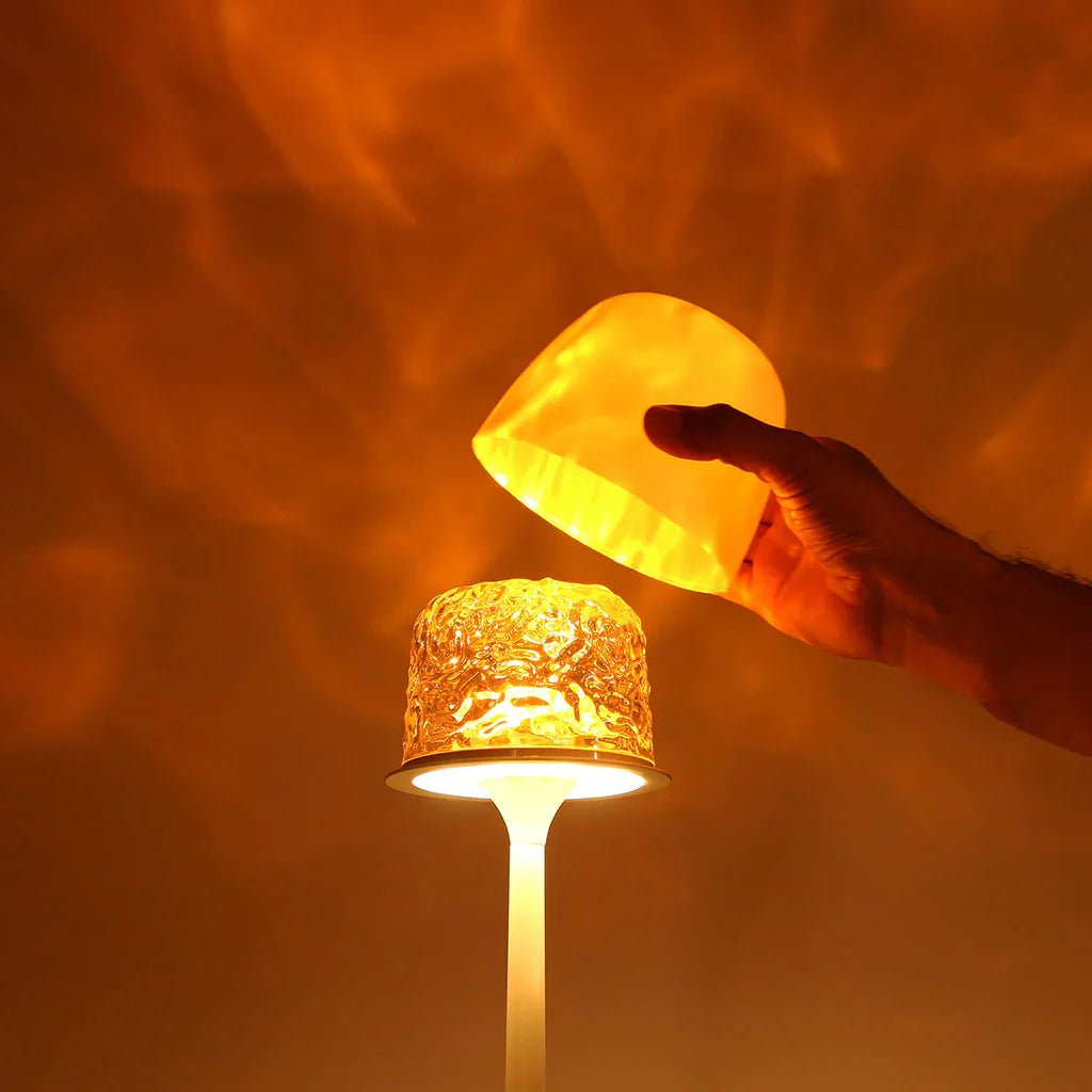 Trådløs LED-bordlampe formet som en svamp med stemningsfuld projektionsbelysning