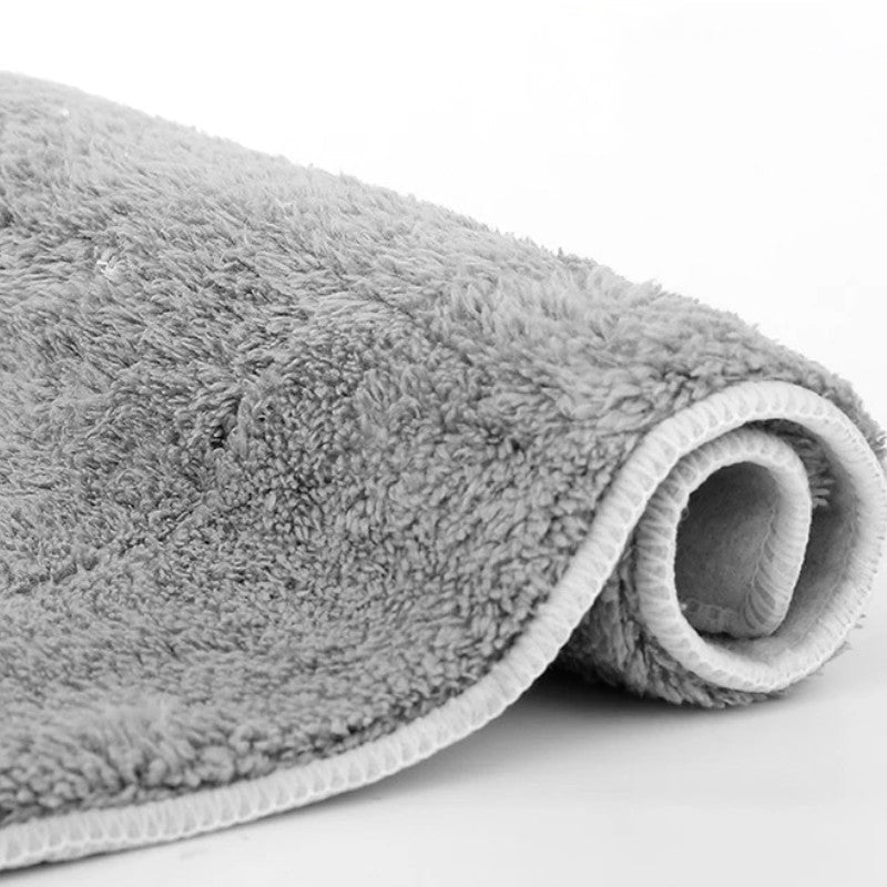 Fladmoppe i mikrofiber med justerbart skaft