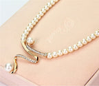 Set di collana e orecchini da donna con perle e cristalli a spirale