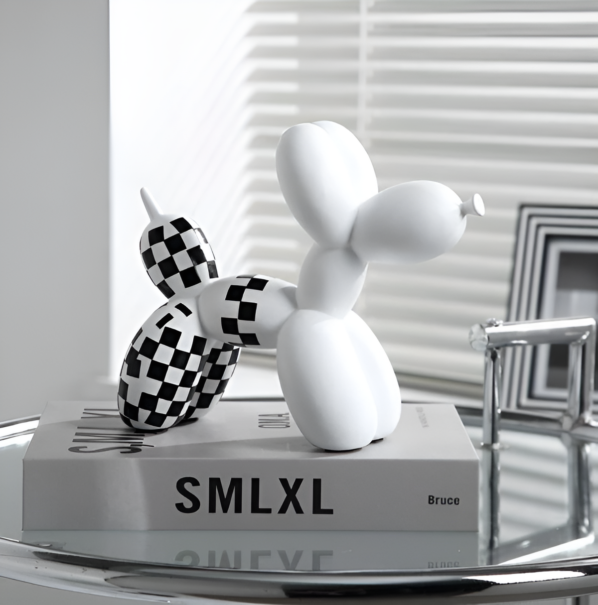 Balloon Dog Decorative Sculpture