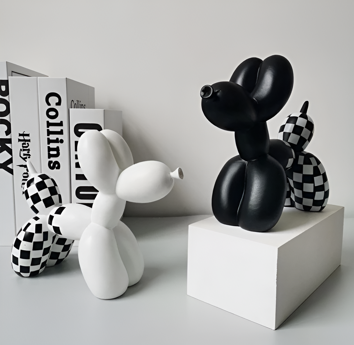 Balloon Dog Decorative Sculpture