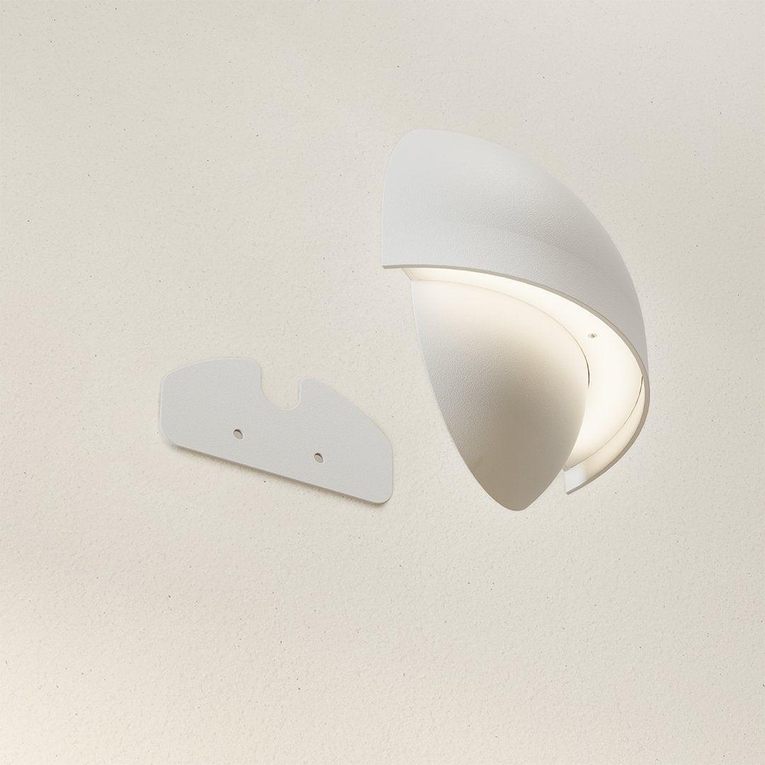Luz LED moderna de pared de 360° para interiores y exteriores