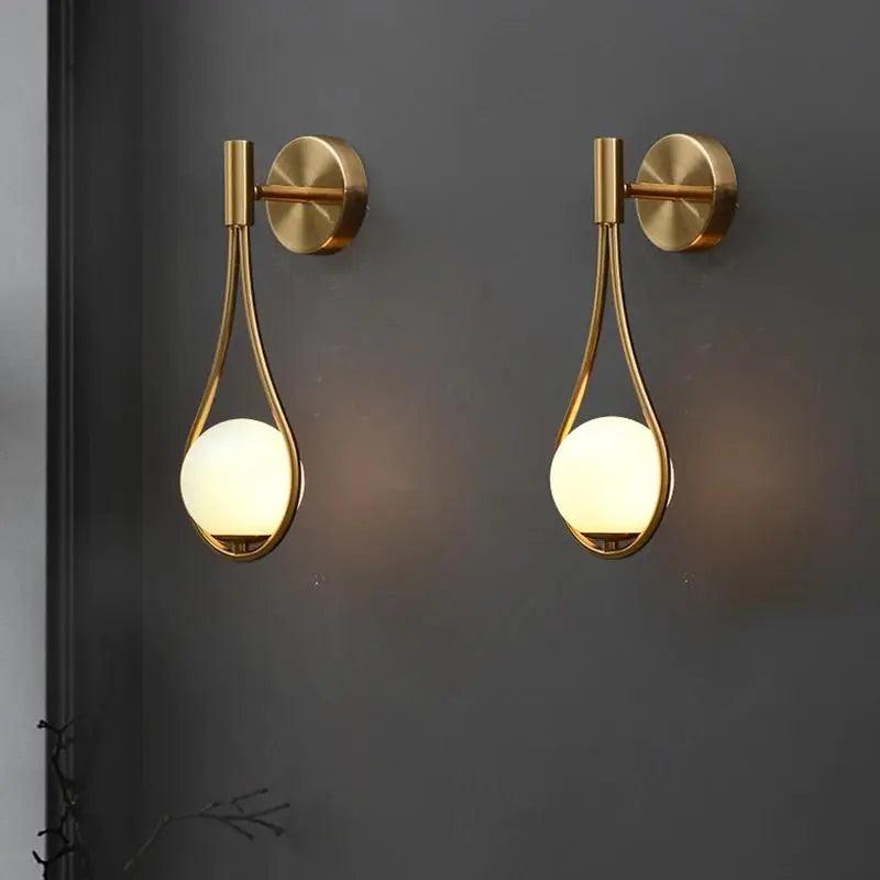 Nordycka szklana lampa ścienna w kształcie kropli