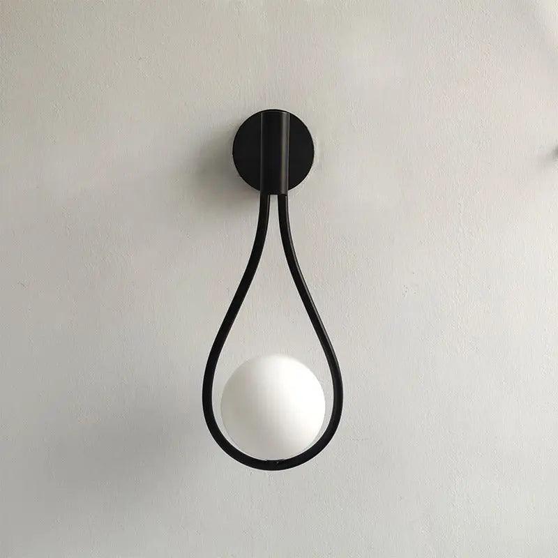 Nordycka szklana lampa ścienna w kształcie kropli