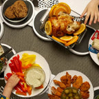 Bandeja modular giratoria para servir con múltiples compartimentos