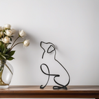 Minimalistisk metalskulptur med corgi-silhuet til moderne boligindretning
