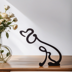 Minimalistisk metalskulptur med corgi-silhuet til moderne boligindretning