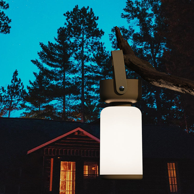Kannettava lieriömäinen LED-lyhty kantokahvalla