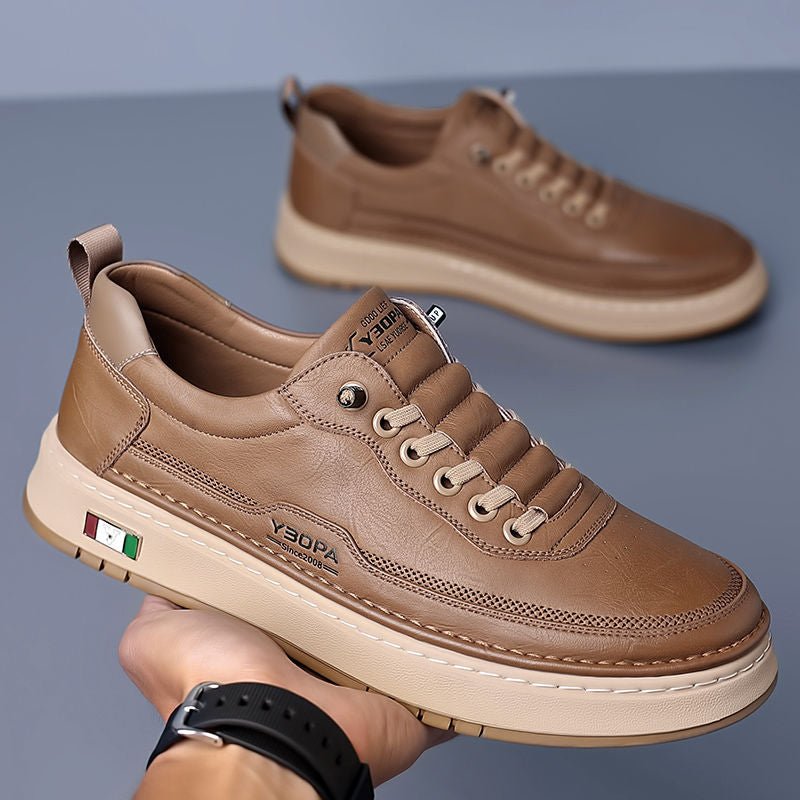 Sneakers classiche da uomo a profilo basso