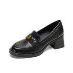 Loafers för kvinnor med blockklack och slip-on-design
