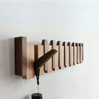 Moderne vægur i træ med minimalistisk design til stilfulde hjem