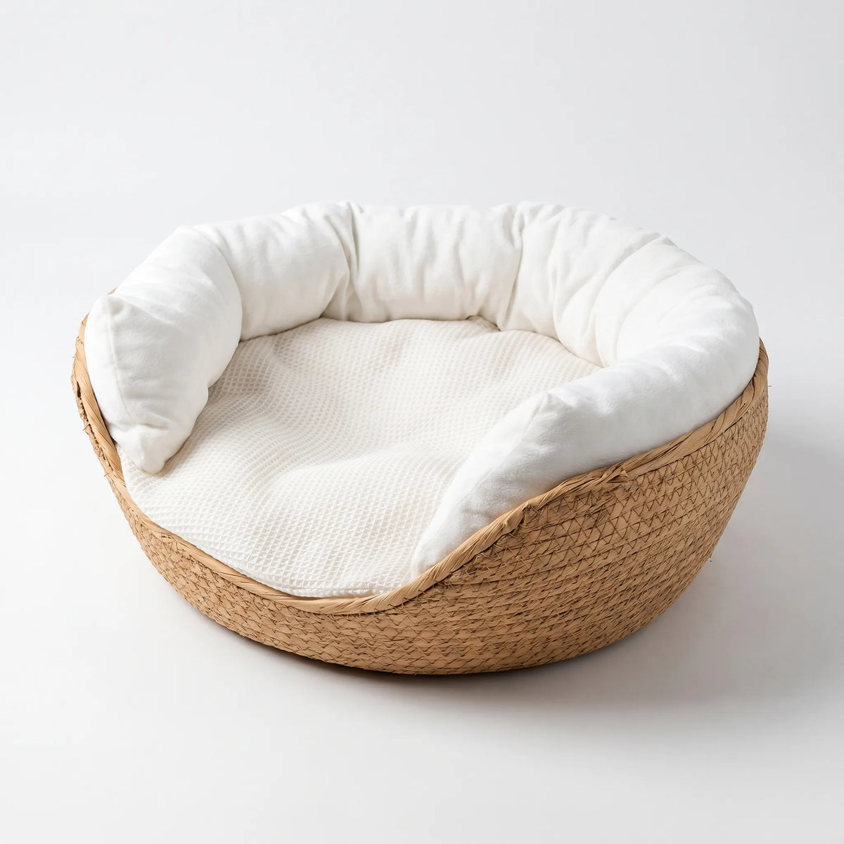 Woven Round Pet Bed with Plush Cushion