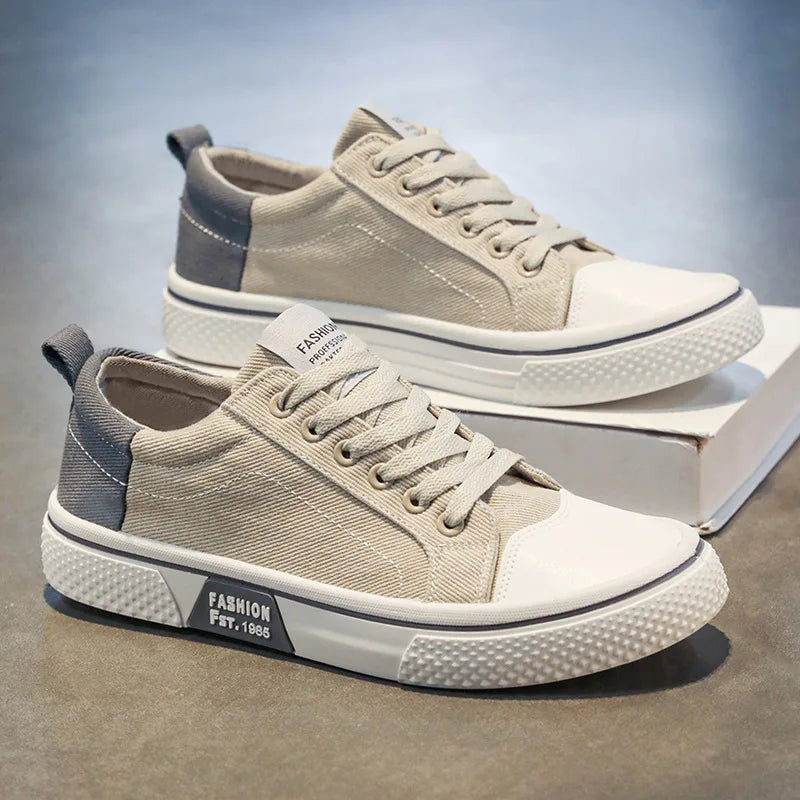 Men's Classic Lace-Up Canvas Sneakers