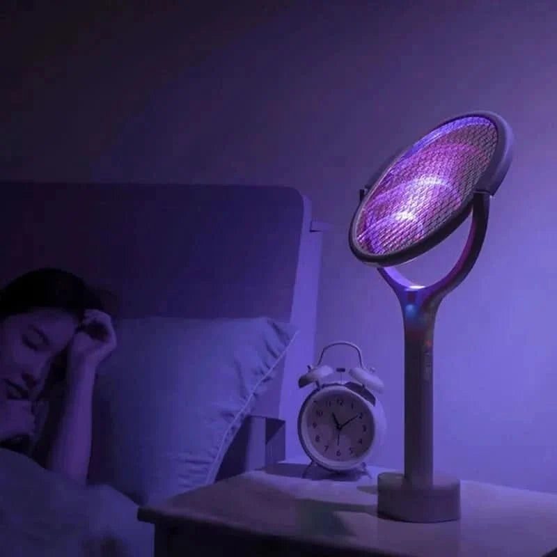 Genopladelig elektrisk myggeskræmmer med LED-lampe og justerbart hoved