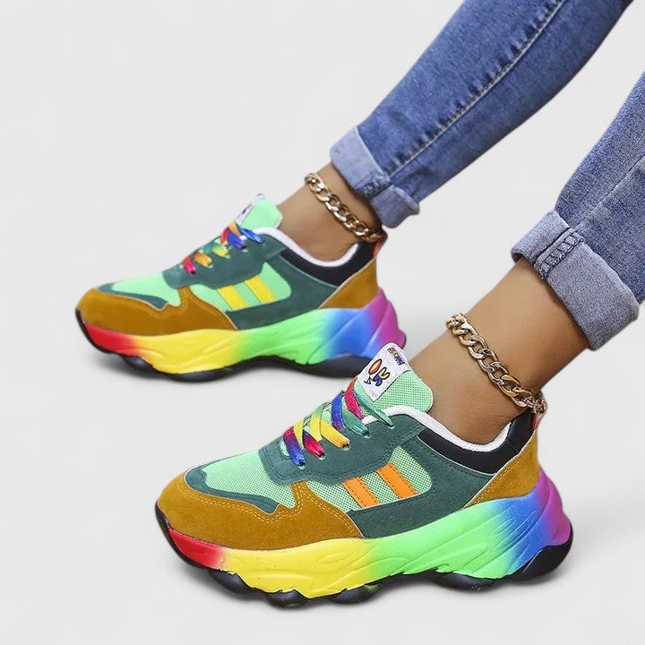 Färgblockade sneakers för kvinnor med regnbågsfärgad sula