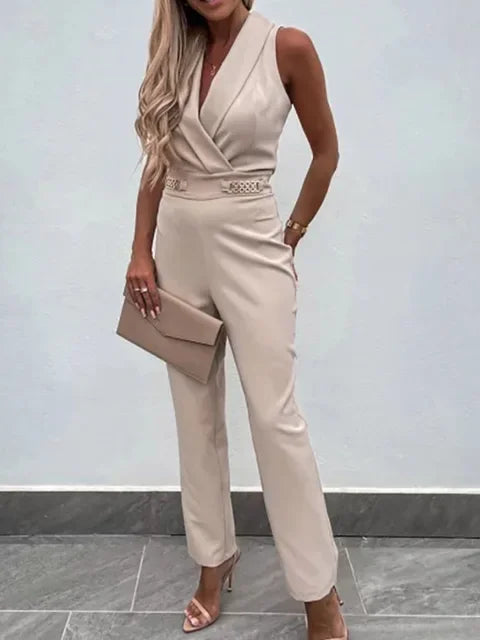 Ærmeløs slå-om-jumpsuit til kvinder