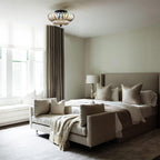 Halvplan loftlampe i glas med kronbladsdesign
