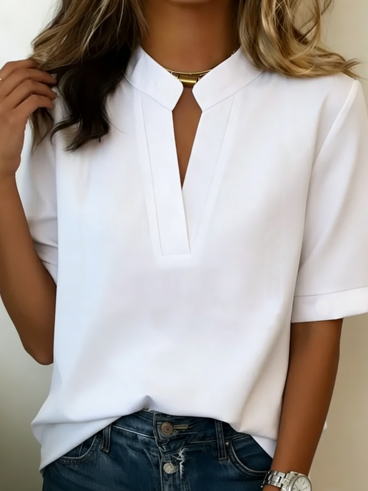 Blusa para mujer con cuello en V y mangas cortas con cuello minimalista