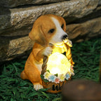 Solcelledrevet hundehavefigur med lysende LED-kugle