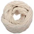 Grober Strickschal in Schlauchform
